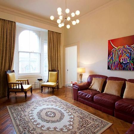 Altido Castle Terrace 3 Bedroom Apartment - Old Town Edinburgh Buitenkant foto