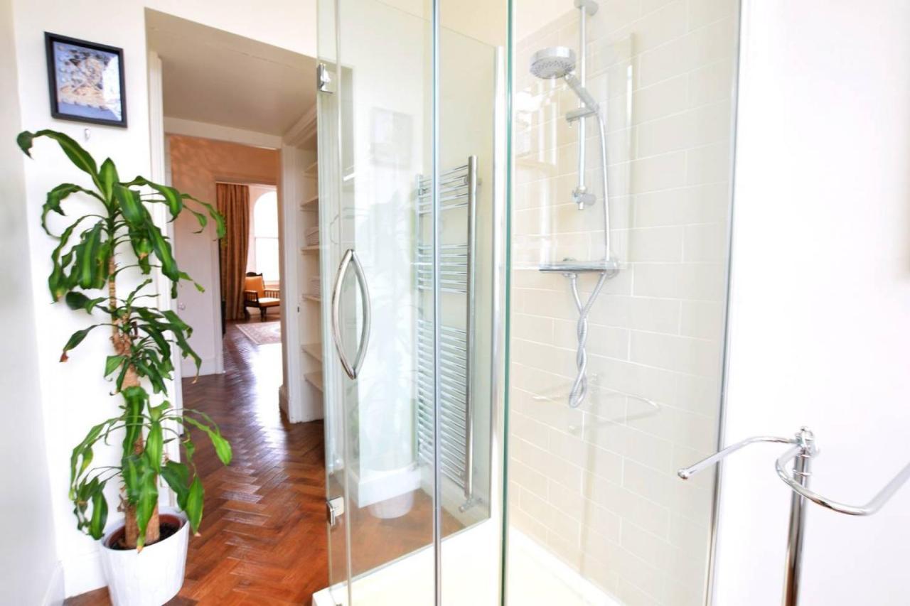 Altido Castle Terrace 3 Bedroom Apartment - Old Town Edinburgh Buitenkant foto