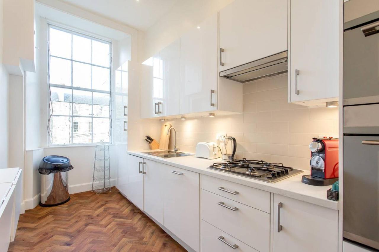 Altido Castle Terrace 3 Bedroom Apartment - Old Town Edinburgh Buitenkant foto