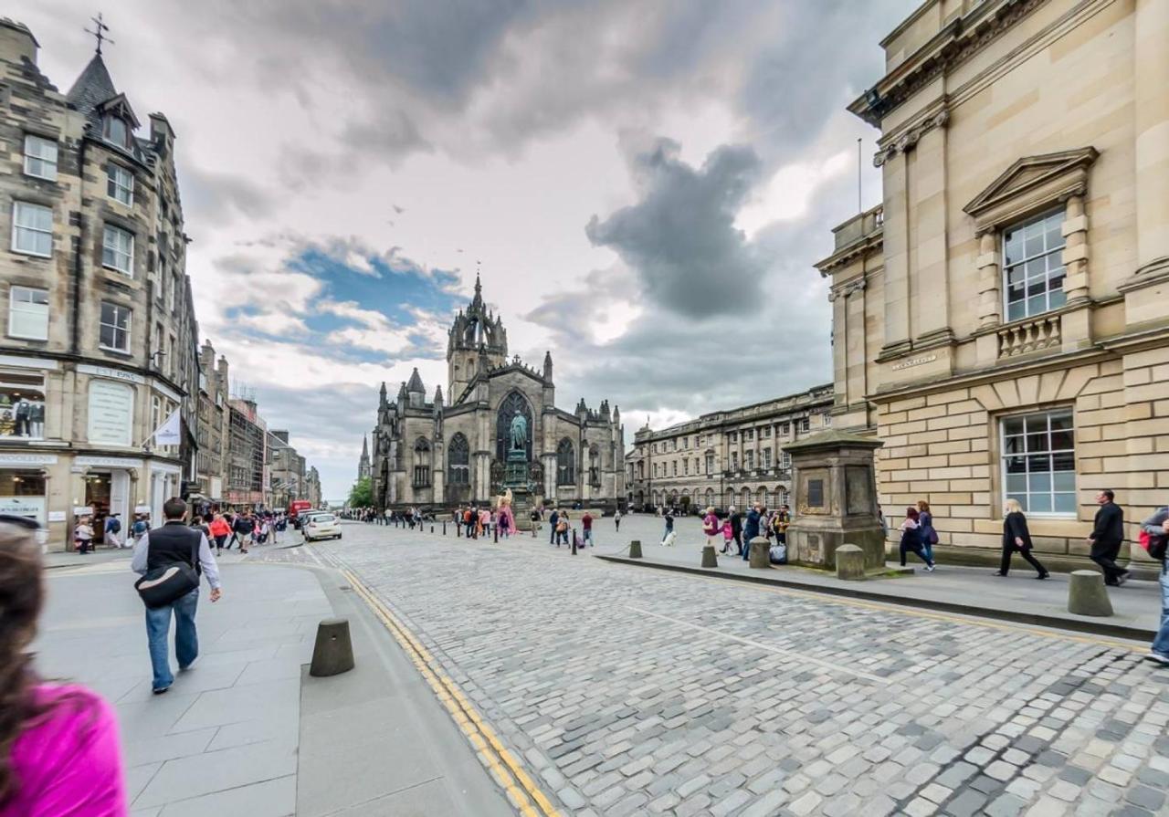 Altido Castle Terrace 3 Bedroom Apartment - Old Town Edinburgh Buitenkant foto